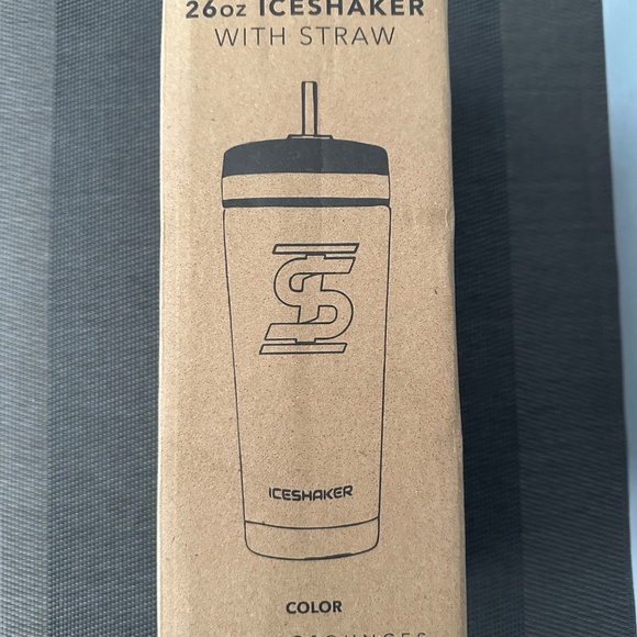 NWT Celsius 26oz Hot/Cold Tumbler - Picture 13 of 13